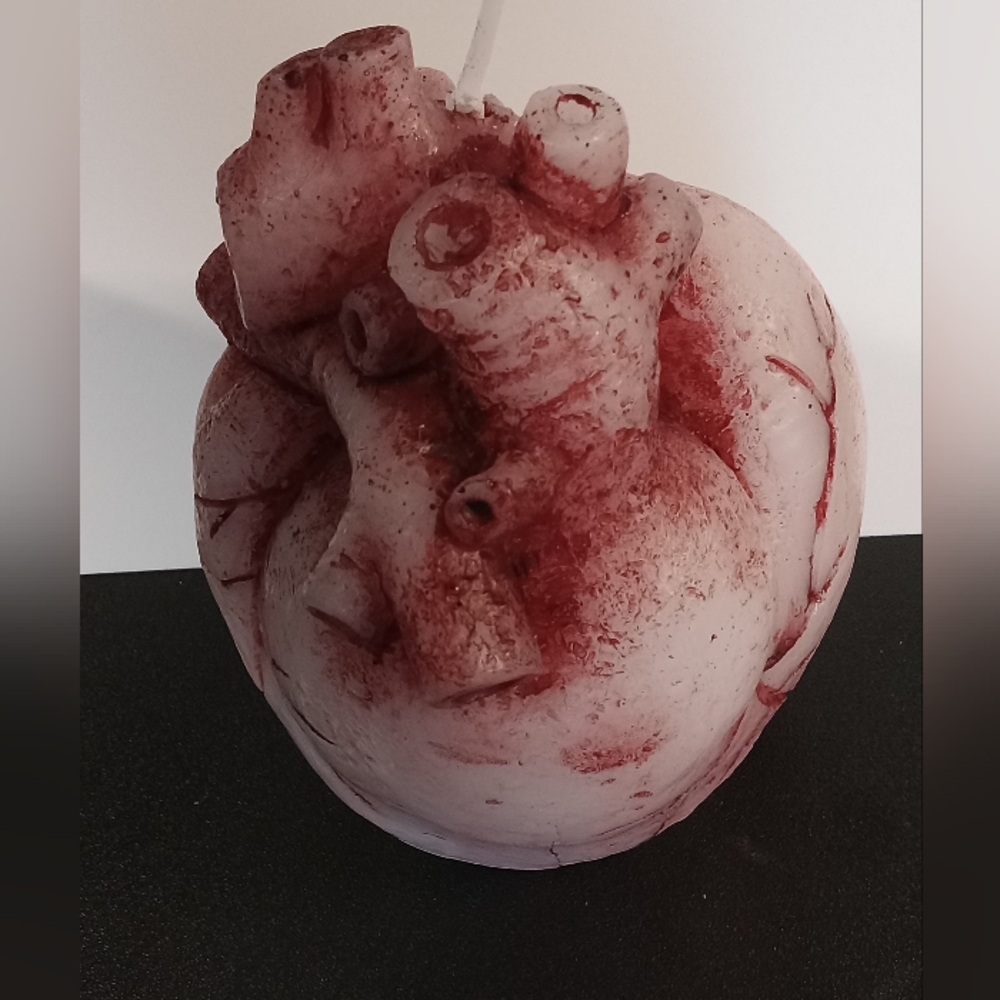 Bleeding Candle - Heart Shaped (NWOT)
